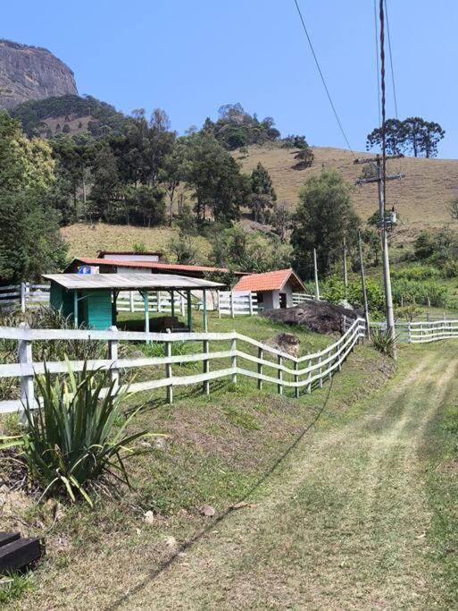 Recanto Embahu São Bento do Sapucaí Exterior foto