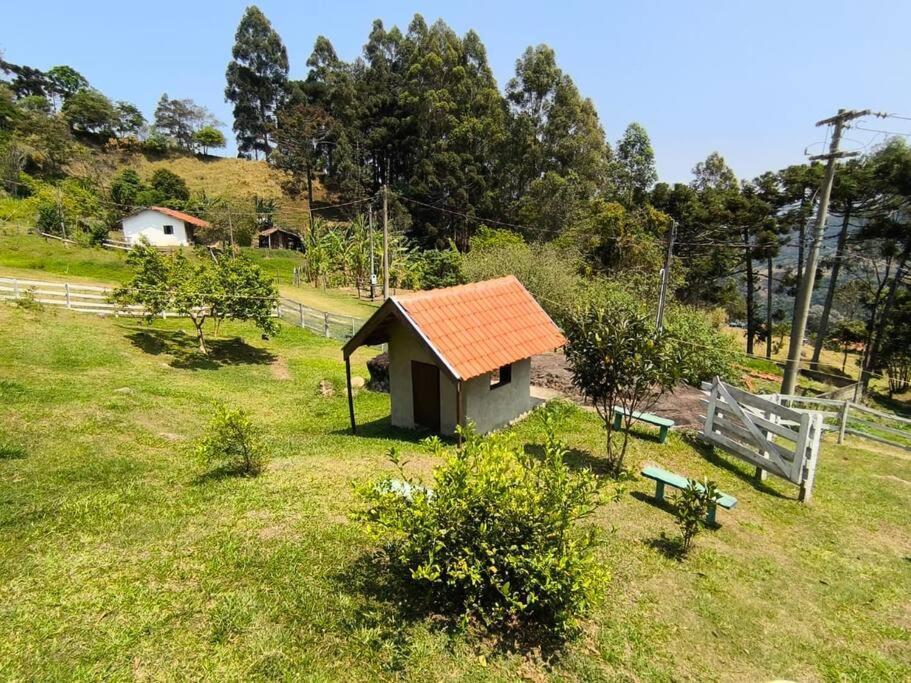 Recanto Embahu São Bento do Sapucaí Exterior foto
