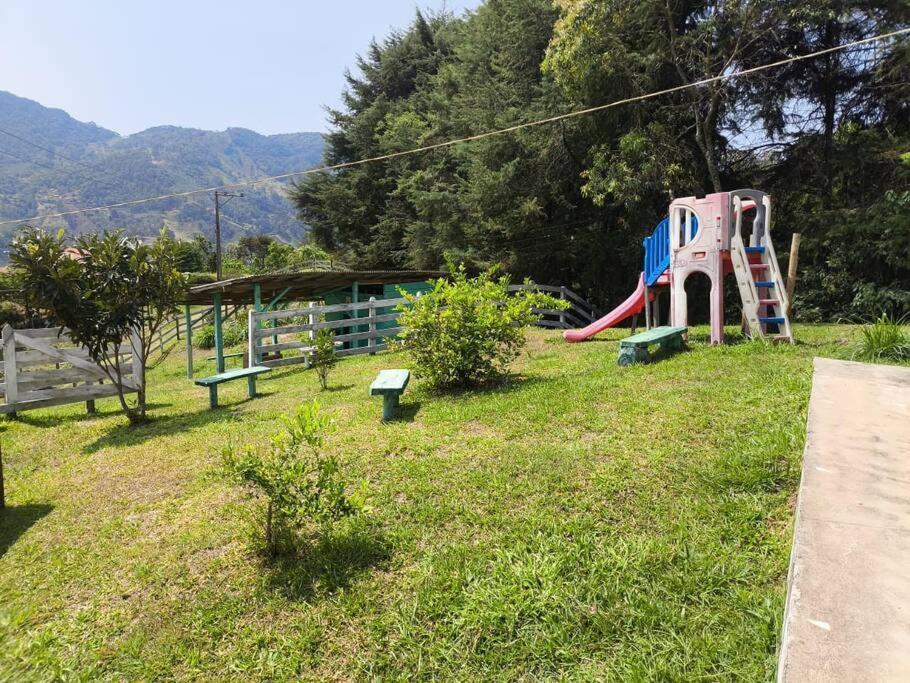 Recanto Embahu São Bento do Sapucaí Exterior foto